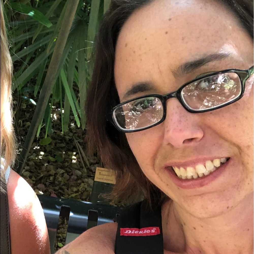 Meet your Posher, Genna